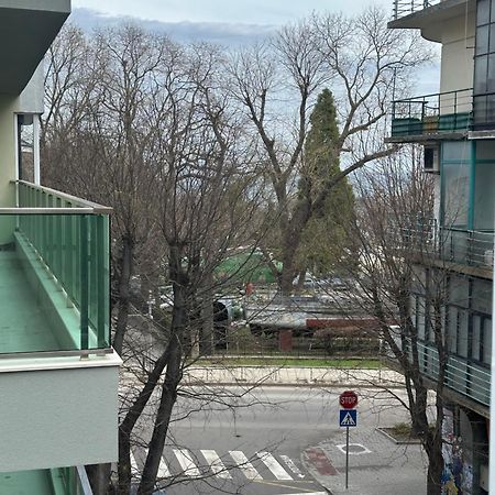 Лукс На Море Luxury Apartment In Downtown With Garage ヴァルナ エクステリア 写真