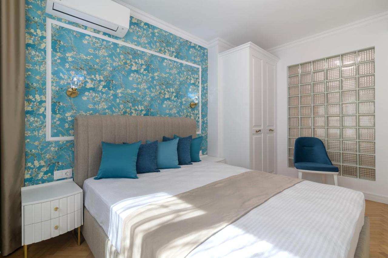 Лукс На Море Luxury Apartment In Downtown With Garage ヴァルナ エクステリア 写真