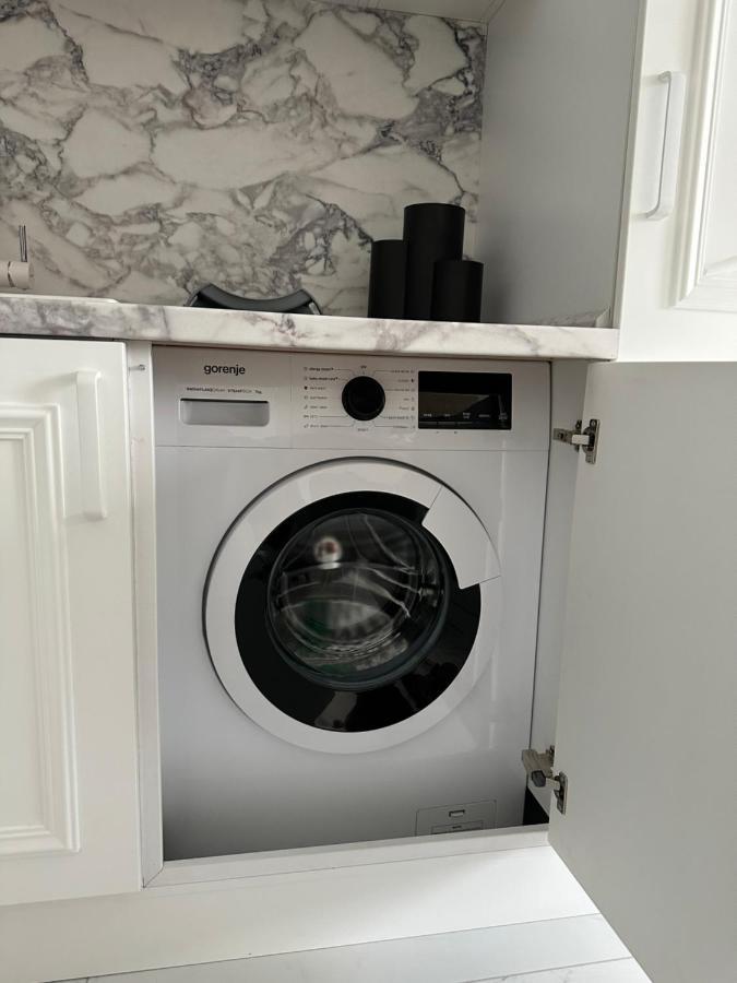 Лукс На Море Luxury Apartment In Downtown With Garage ヴァルナ エクステリア 写真