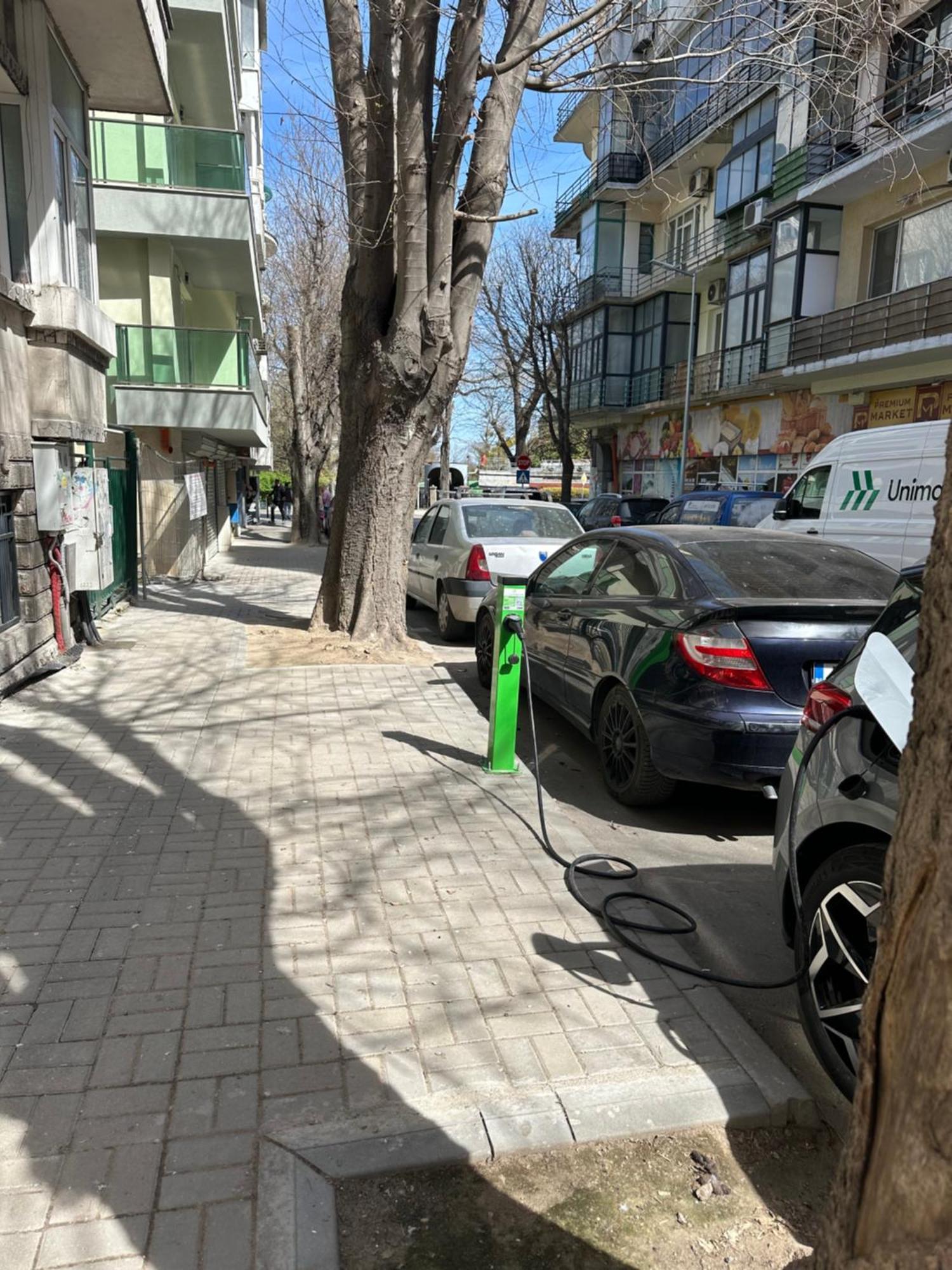Лукс На Море Luxury Apartment In Downtown With Garage ヴァルナ エクステリア 写真